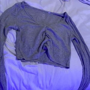 long sleeve grey top